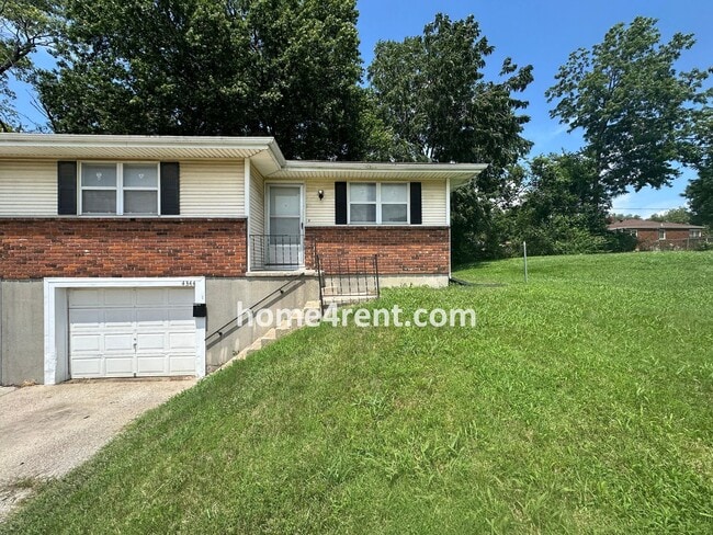 Primary Photo - Raised Ranch Style Home in KCK w/ a Finish...