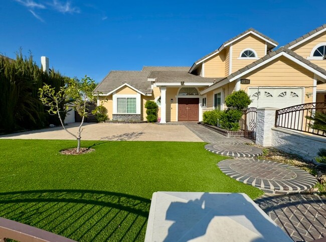 Building Photo - 1038 Regal Canyon Dr