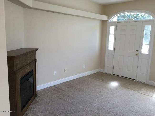 Building Photo - 206 Prowler Ln