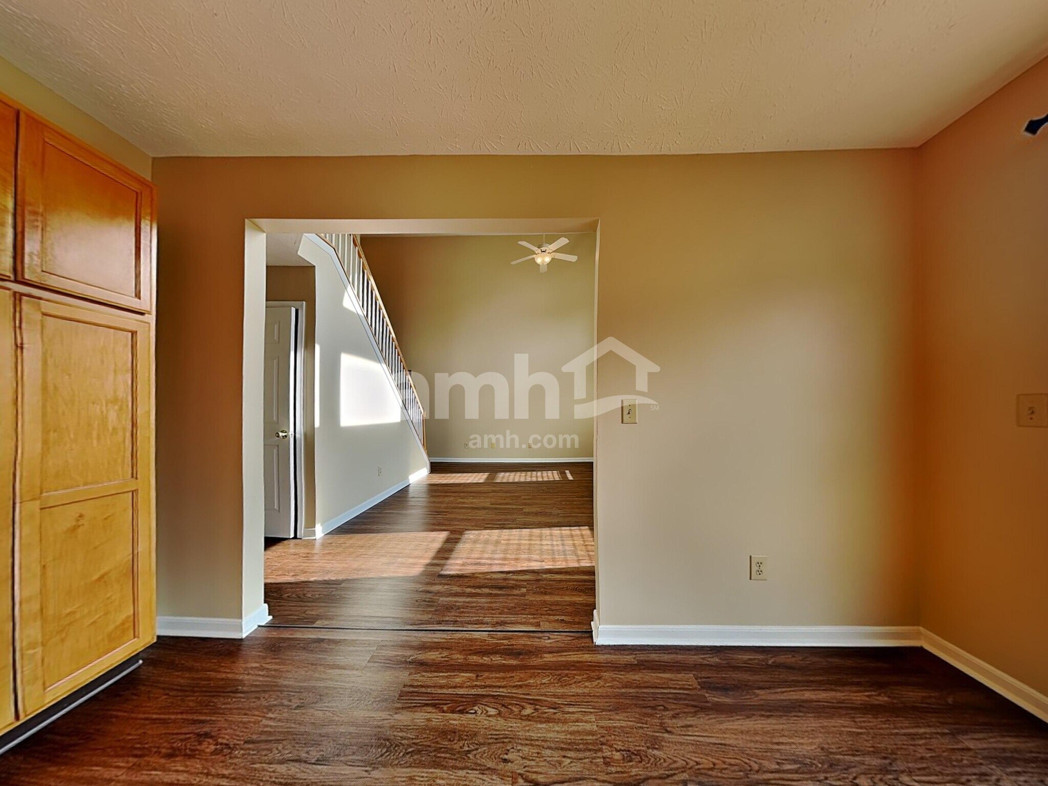 Building Photo - 5671 Longbow Dr