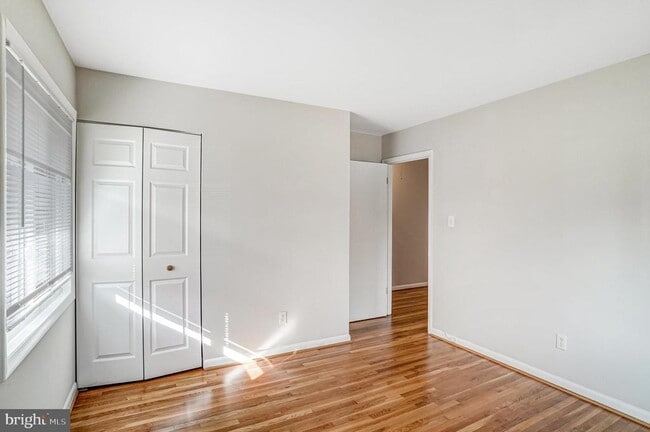 Building Photo - 4304 San Carlos Dr