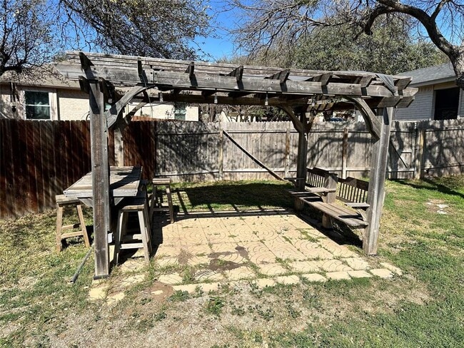 Building Photo - 4103 Natural Bridge Ct