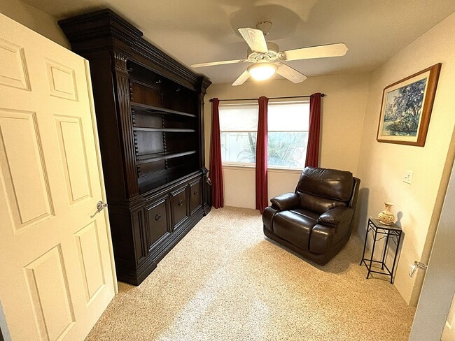 Building Photo - Maui Lani - Furnished 4-bedroom, 3-bathroom home with a 2 car garage