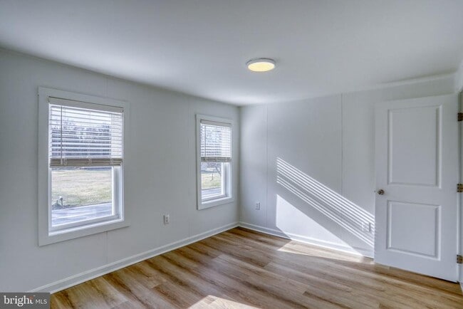 Building Photo - 35617 Airport Rd