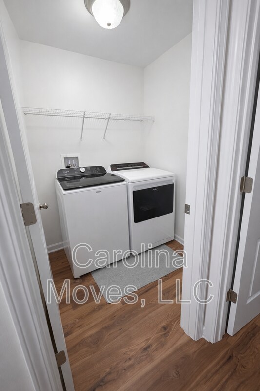 Building Photo - 314 Park Ridge Cir