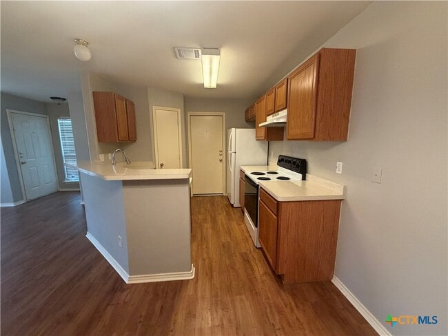 Building Photo - 2752 FM1044