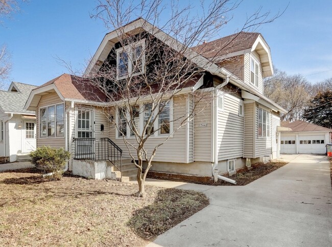 Primary Photo - 1344 N 58th St