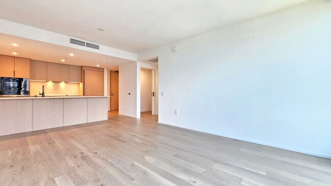 Building Photo - Stunning New 2BR Residence at The Park Ward Village