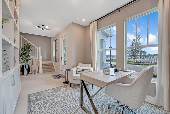 Building Photo - 925 SW Pr Ave