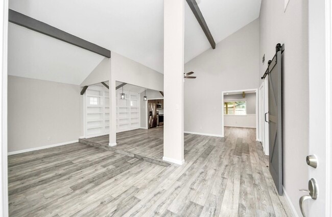 Building Photo - 9638 Ravensworth Dr