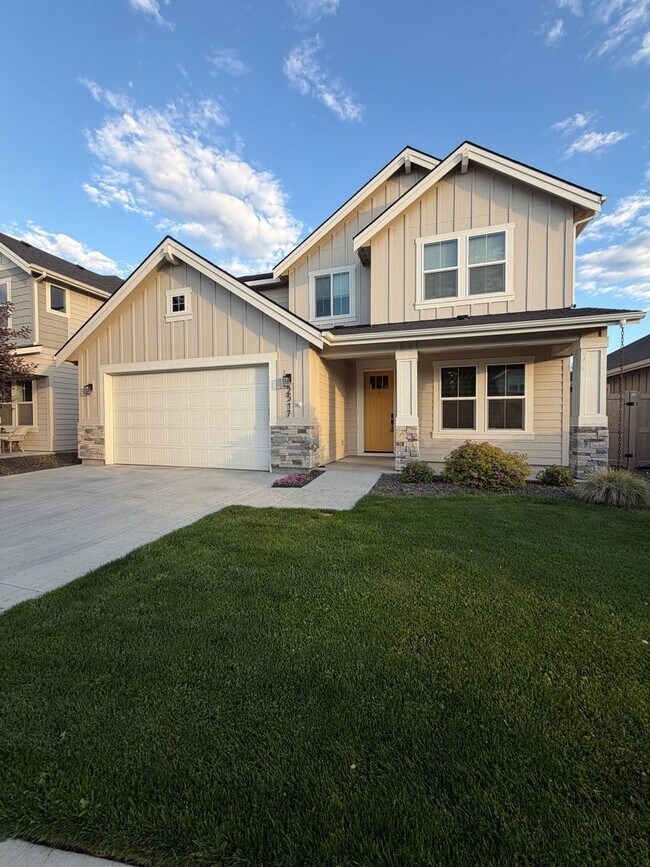Building Photo - South Meridian Beautiful 4-Bedroom Home with a 3-Car Garage