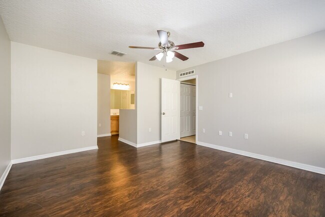 Building Photo - 4740 Petal Pawpaw Ln