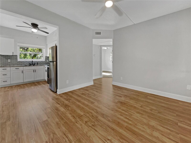 Building Photo - 10512 51st Terrace N