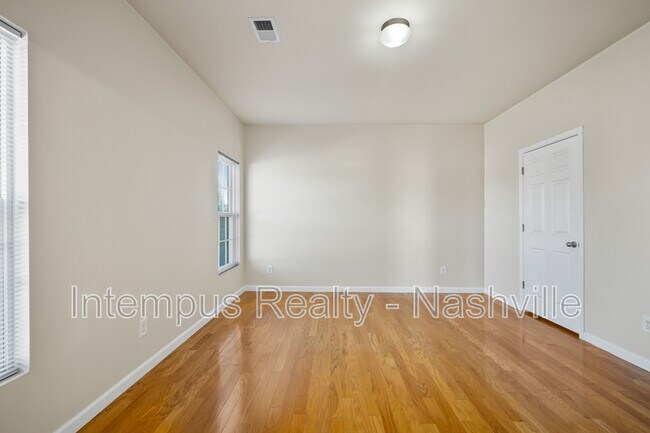 Building Photo - 2544 Jordan Ridge Dr