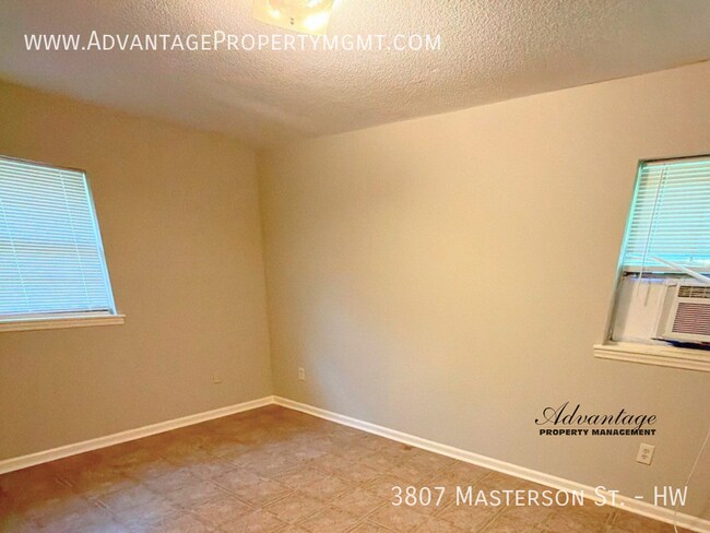 Building Photo - 3807 Masterson St