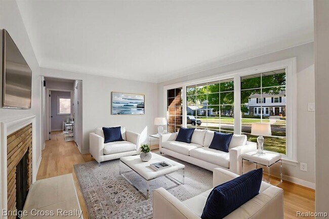 Building Photo - 2614 Essex St