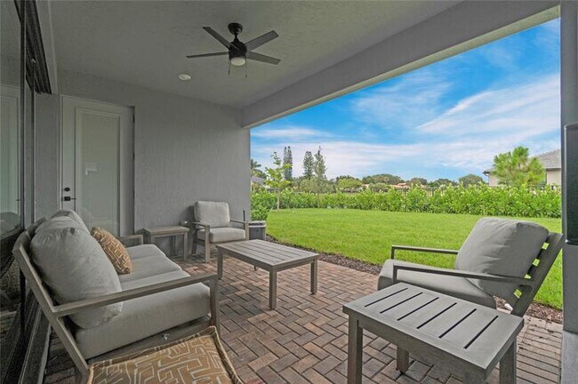 Building Photo - 4566 Silverwood Ln N