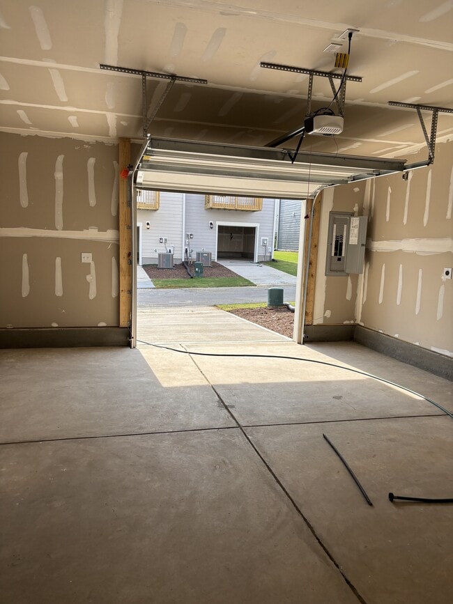 Building Photo - 1757 Barrett Run Trl