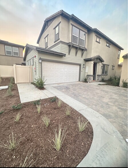 Building Photo - 39300 Brunello Wy