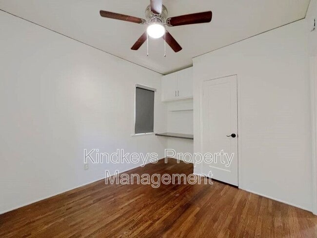 Building Photo - 4517 Arizona St