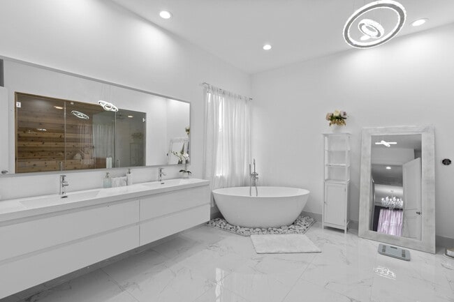 Building Photo - 4430 Island Reef Dr