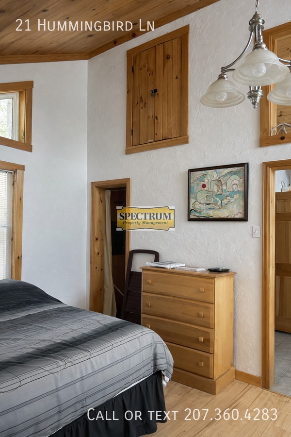 Building Photo - 21 Humming Bird Ln