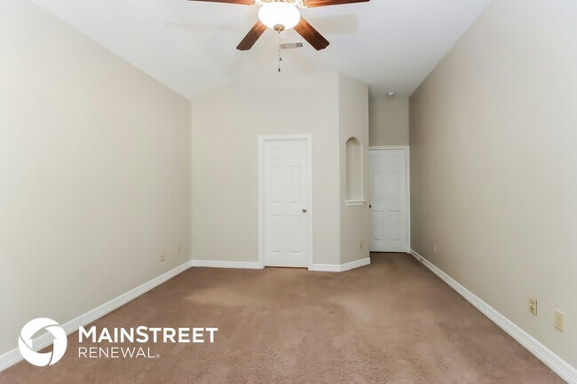 Building Photo - 2046 Lost Pine Ct