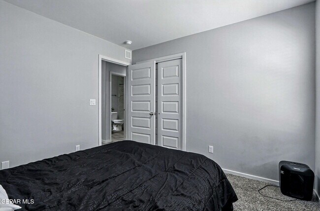 Building Photo - 837 Paseo Drusy Pl
