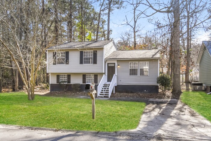 Building Photo - 124 Raintree Dr