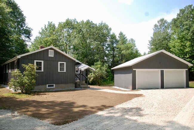 Building Photo - 469 Mountain Rd