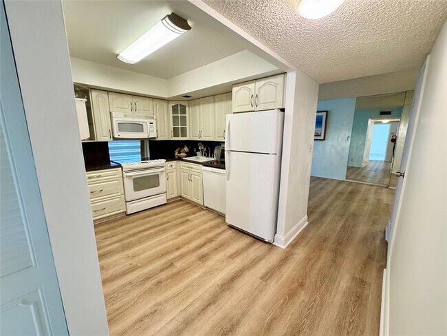 Building Photo - 501 Three Islands Boulevard