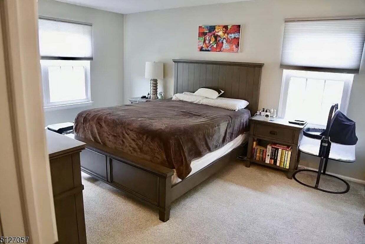 Building Photo - 49 Baldwin Ct