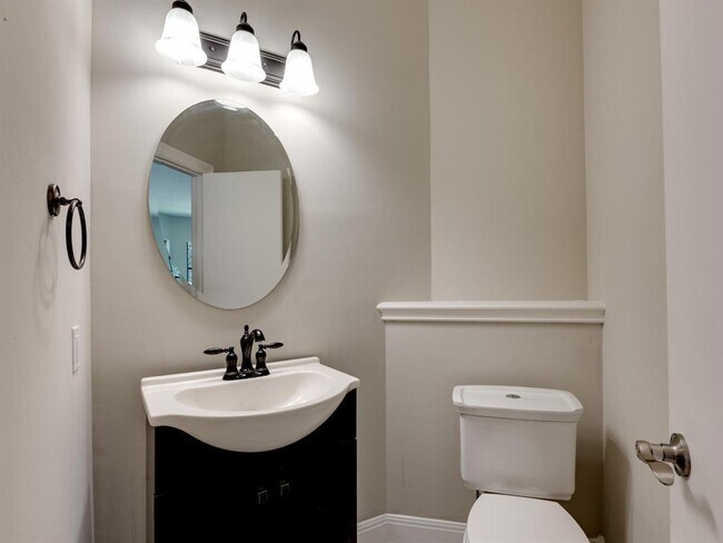 Building Photo - 3944 Kristencreek Ln