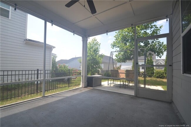 Building Photo - 977 Bristol Bridge Dr