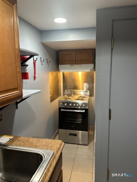 Building Photo - 2136 Barnum Ave