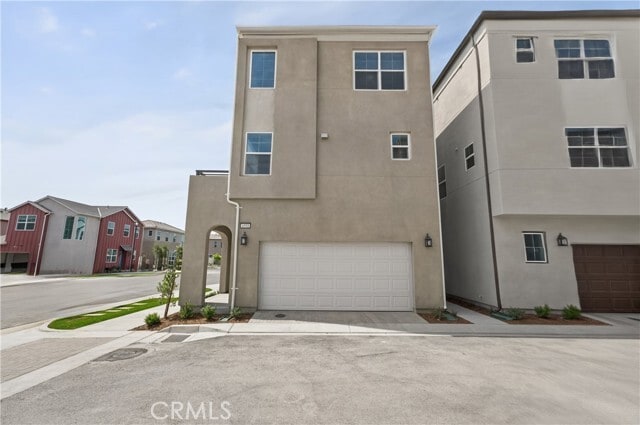 Building Photo - 4591 S Forsyth Pso