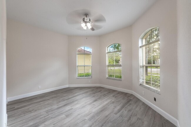 Building Photo - 5761 Spanish River Rd