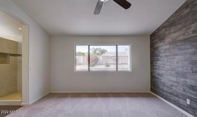 Building Photo - 6960 W Villa Hermosa
