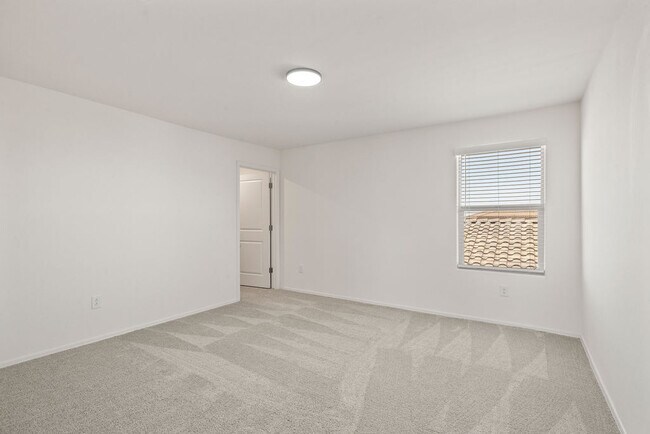 Building Photo - 11288 S Weismann Dr