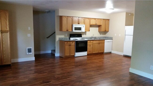 Building Photo - 663e23
