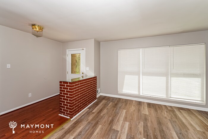 Building Photo - 339 Donna Dr