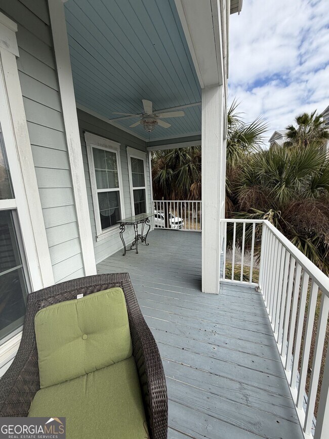 Building Photo - 102 Riverfront Cir