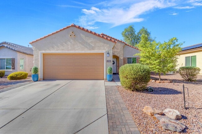 Building Photo - Stunning Single-Level Rental In The Highly...