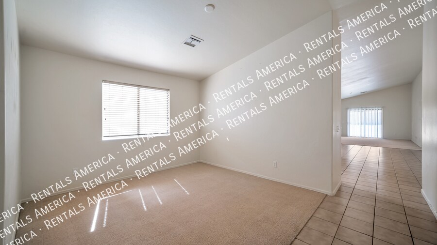 Building Photo - 3976 E Isaiah Dr