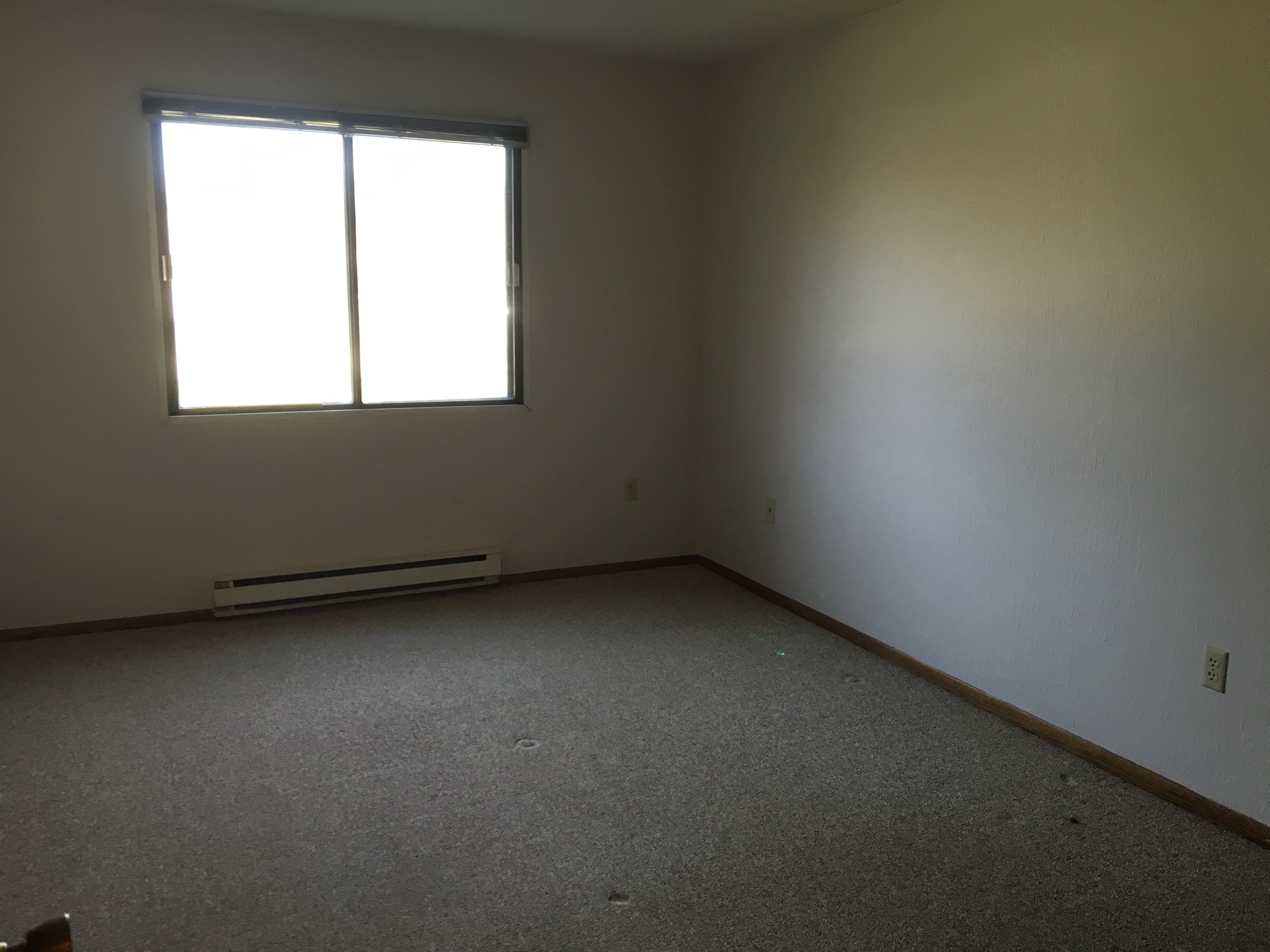 Building Photo - 1657 S Carriage Ln