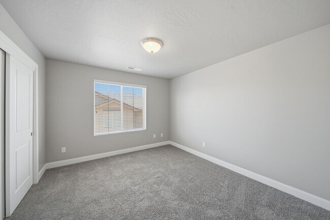 Building Photo - 3629 S Atlanta Ln
