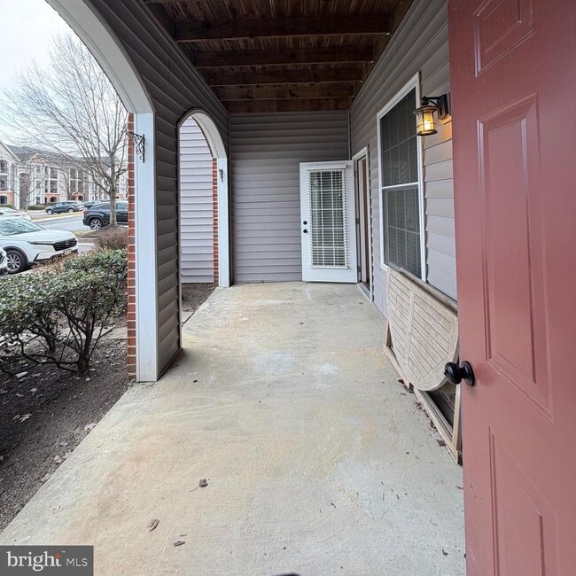 Building Photo - 20453 Chesapeake Square