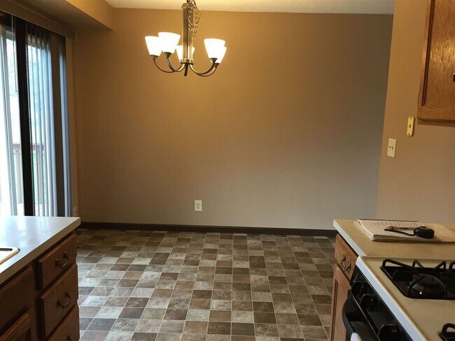 Building Photo - Beautiful 3-BR 2-Bath Home with Finished Basement on Goshen's South Side Available