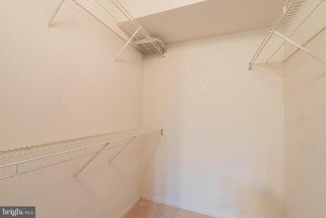 Building Photo - 3309 Wyndham Cir