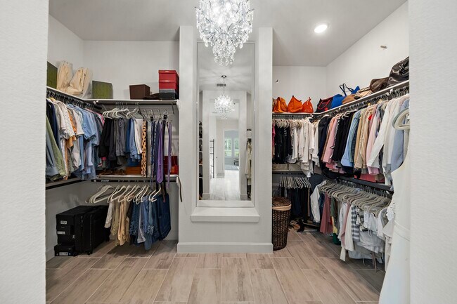 Building Photo - 7519 Congress Trl Wy